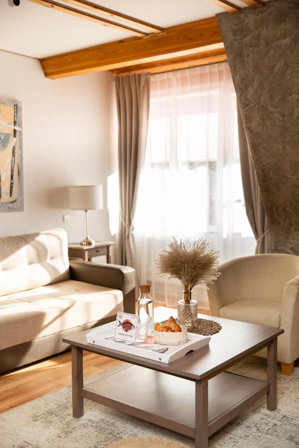 Kinty Melynojo Karpio Namas B&B 외부 사진
