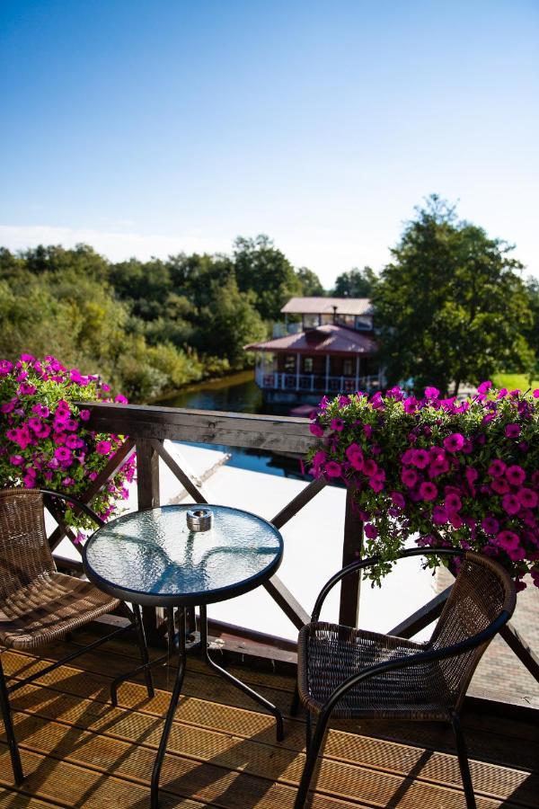 Kinty Melynojo Karpio Namas B&B 외부 사진